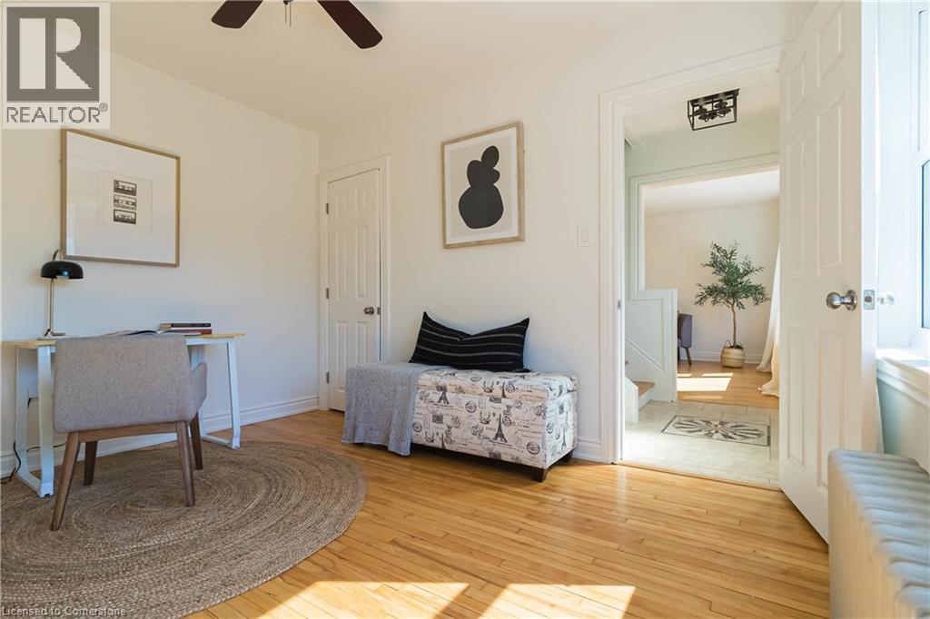 Photo 5 of 116 1st Street N, Stoney Creek ON