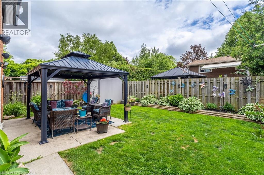 Photo 31 of 63 Lionsgate Avenue, Hamilton ON