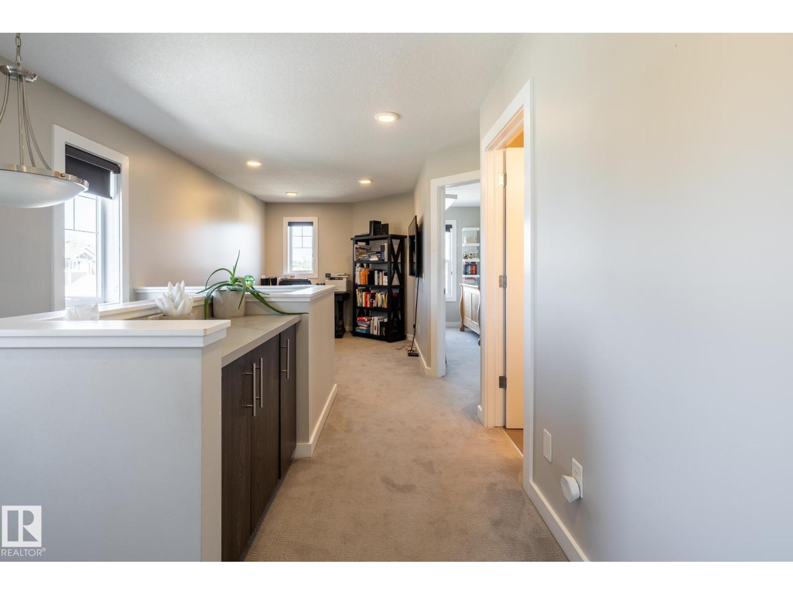 Photo 17 of 7403 Colonel Mewburn Rd Nw, Edmonton AB