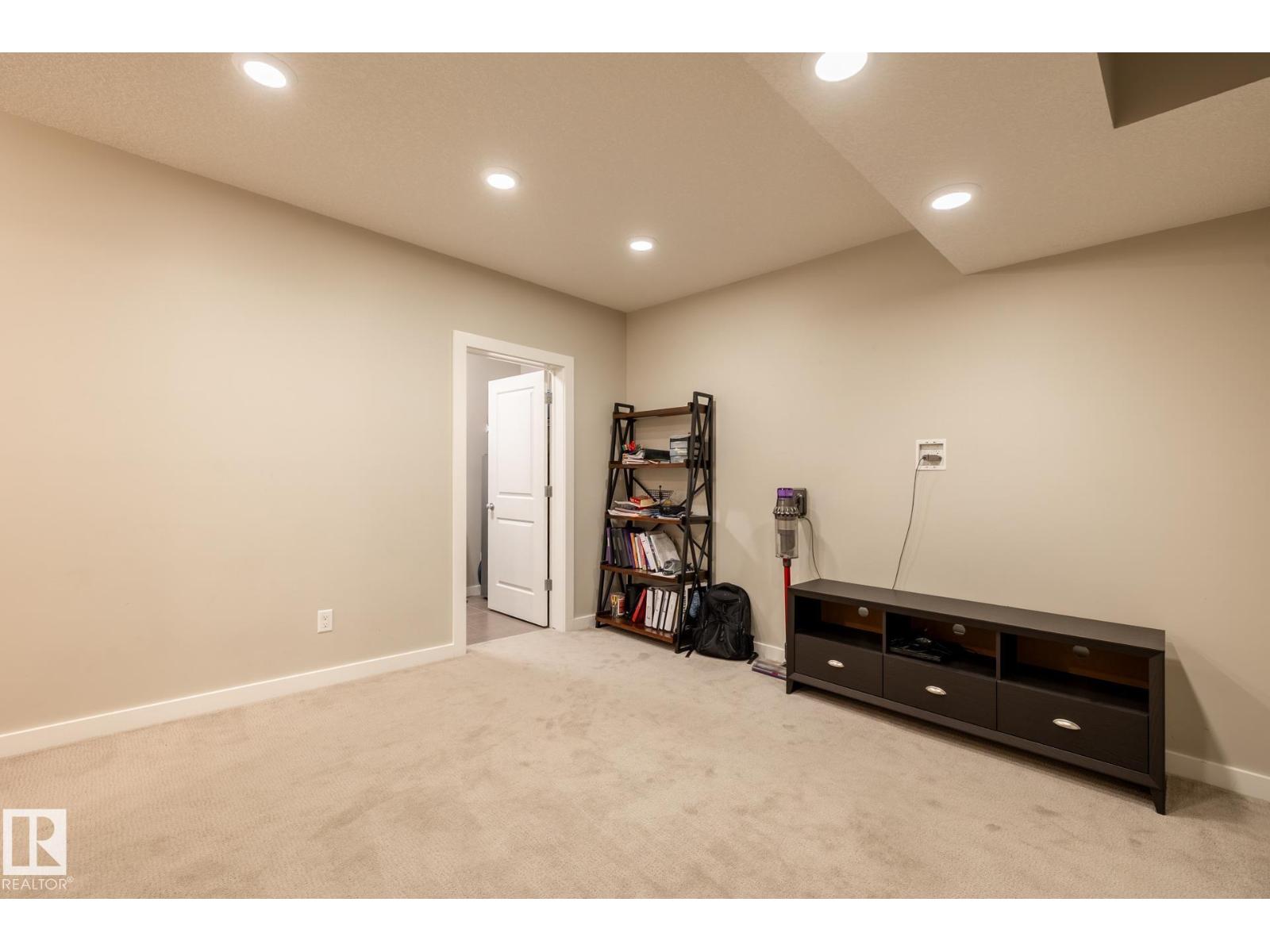 Photo 42 of 7403 Colonel Mewburn Rd Nw, Edmonton AB