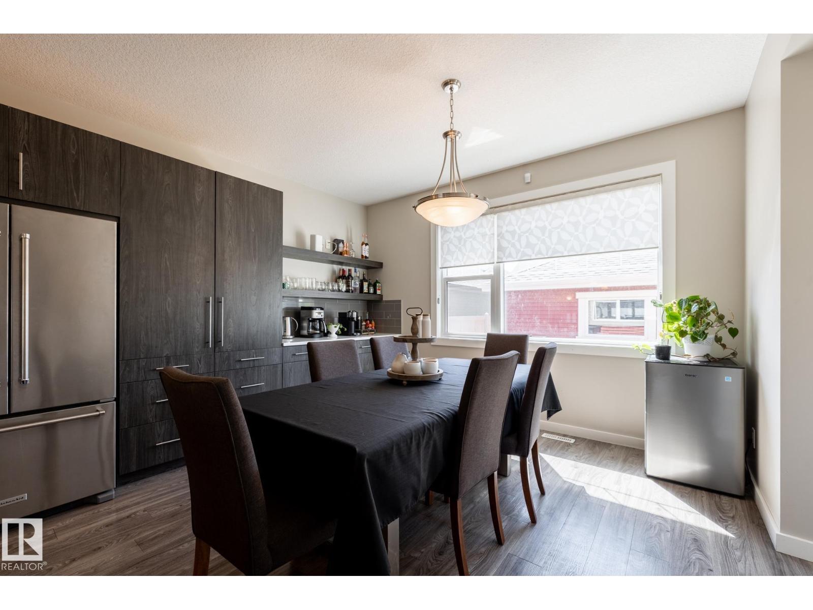 Photo 7 of 7403 Colonel Mewburn Rd Nw, Edmonton AB