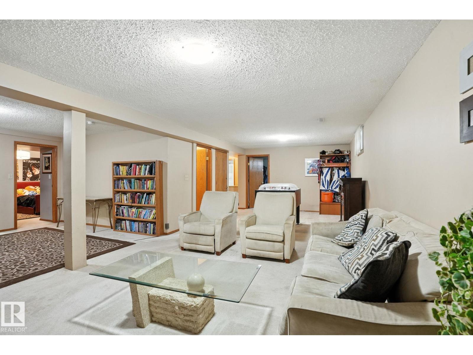 Photo 30 of 1031 James Cr Nw, Edmonton AB