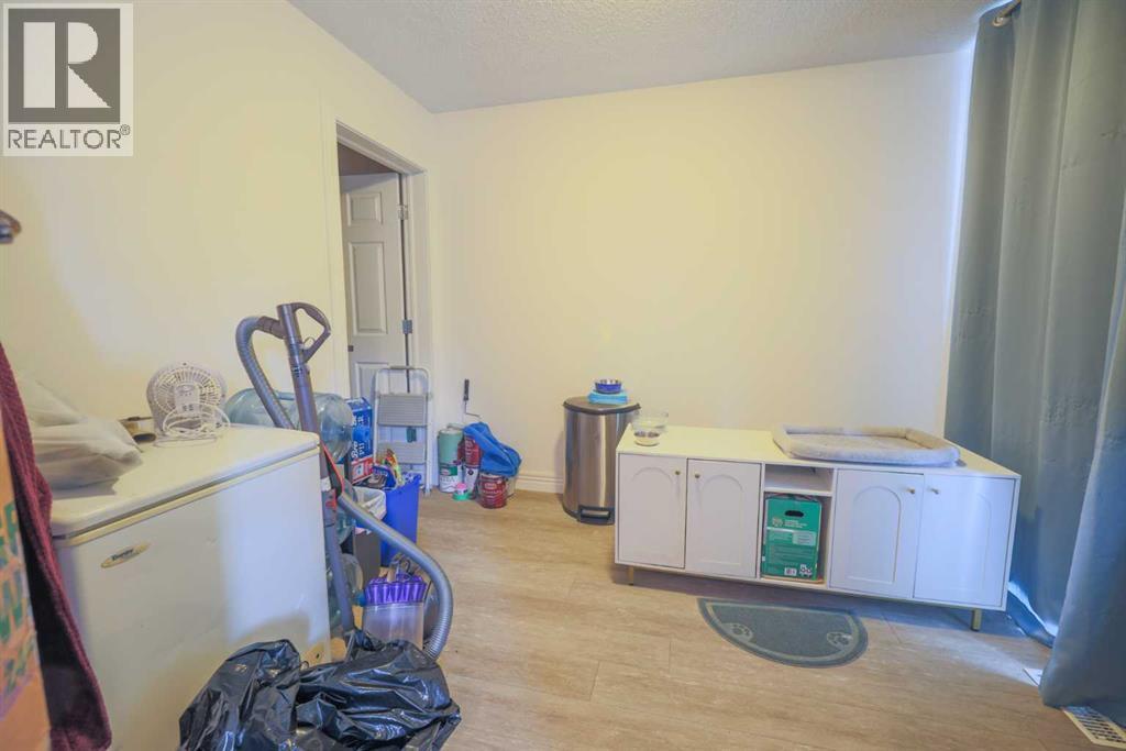 Photo 26 of 105 Deer Ridge Lane Se, Calgary AB