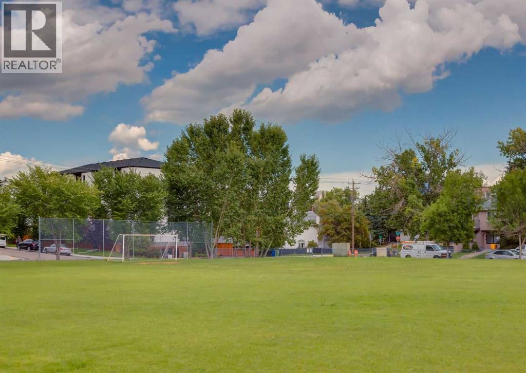 Single Family House for Sale in    Street SW Bankview Calgary 