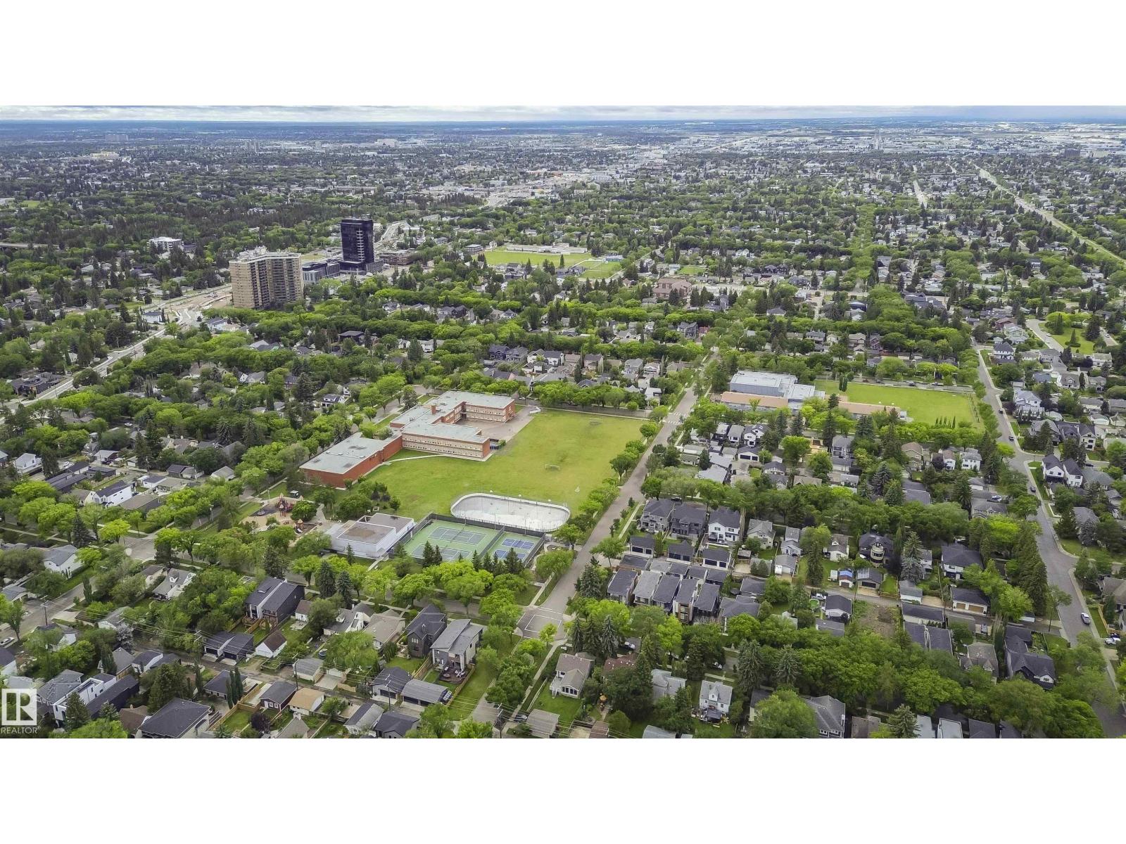 Photo 55 of 10525 134 St Nw, Edmonton AB