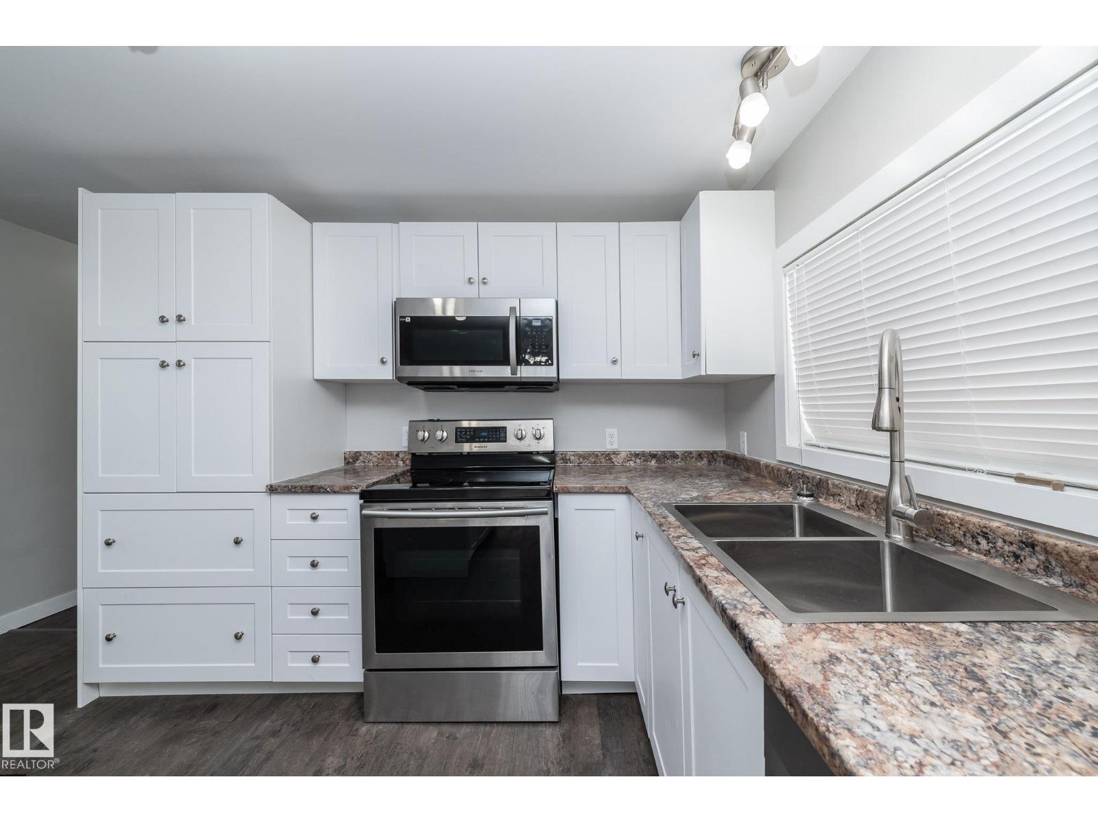 Photo 21 of 191 Lee Ridge Rd Nw, Edmonton AB