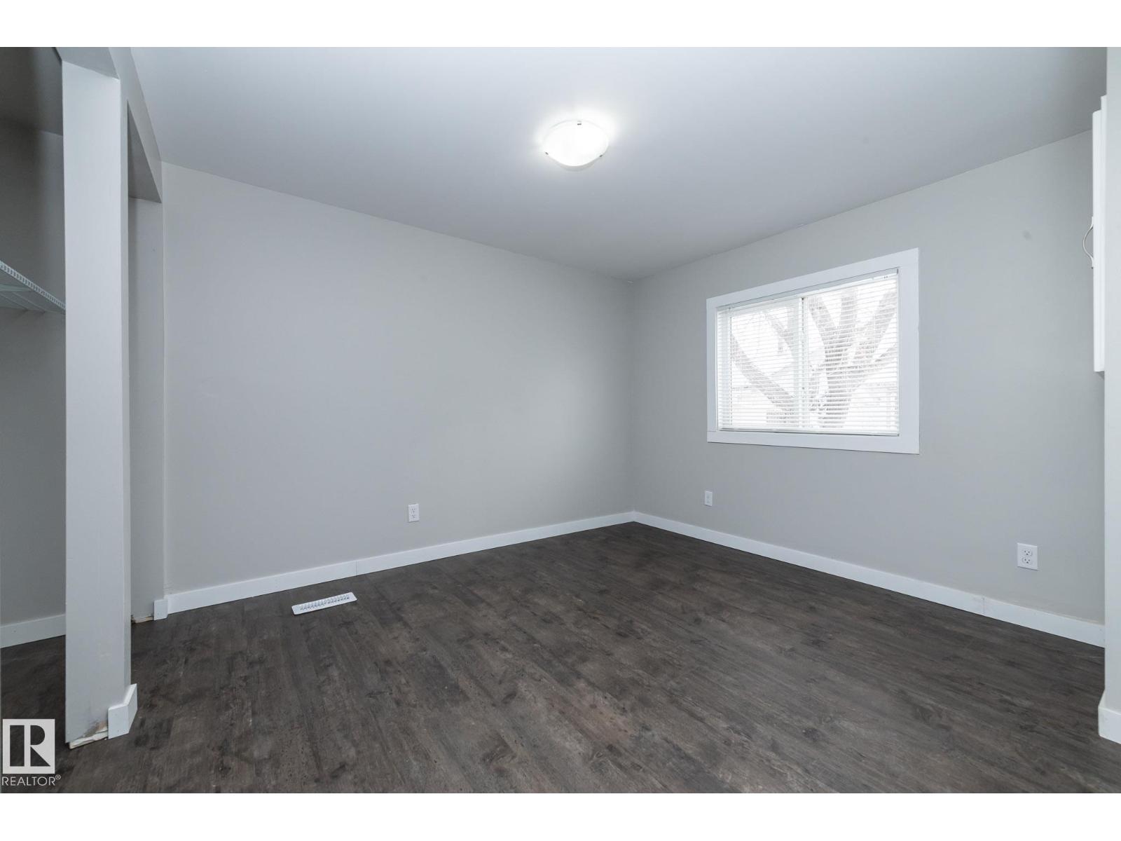 Photo 25 of 191 Lee Ridge Rd Nw, Edmonton AB