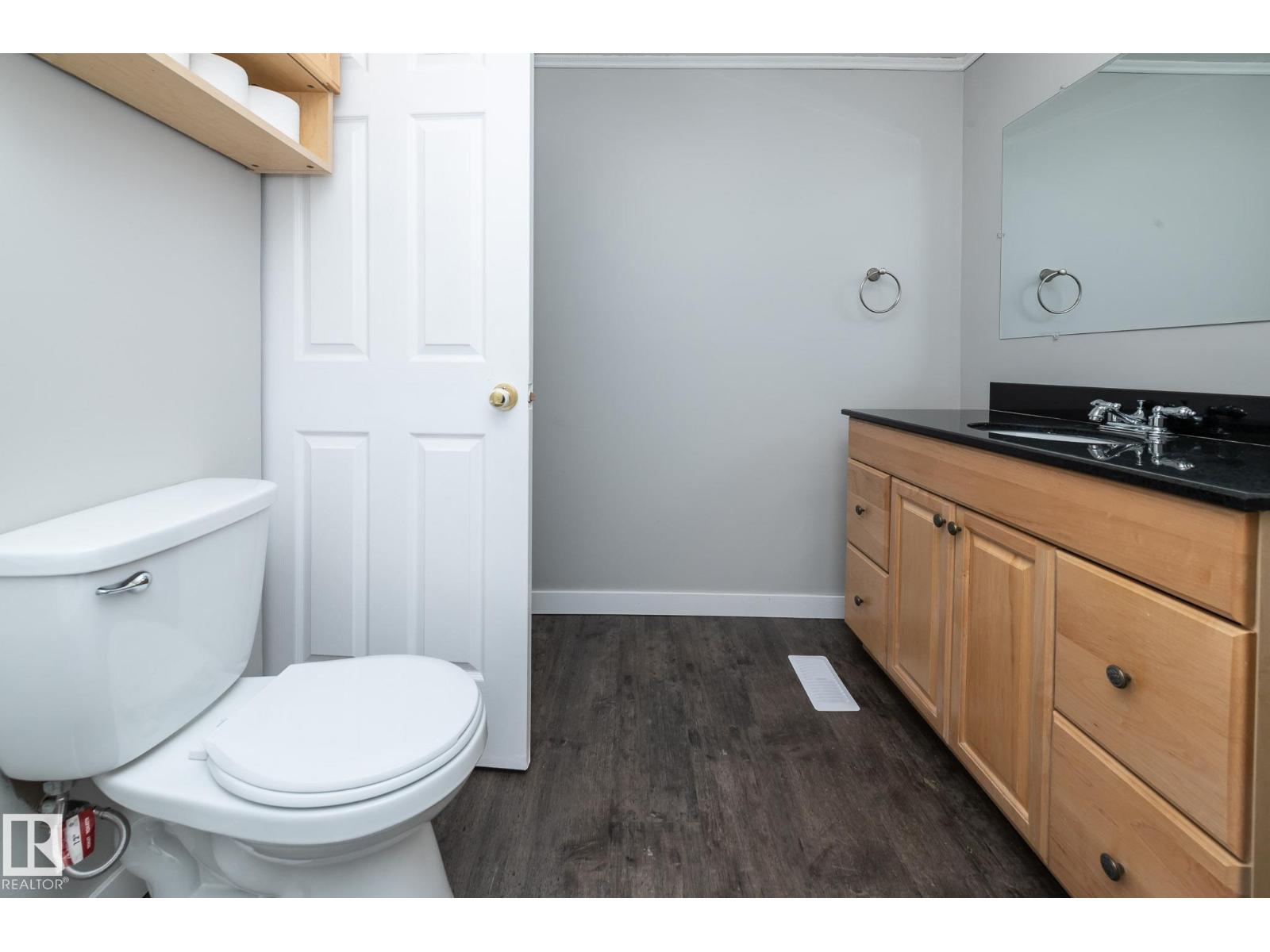 Photo 5 of 191 Lee Ridge Rd Nw, Edmonton AB