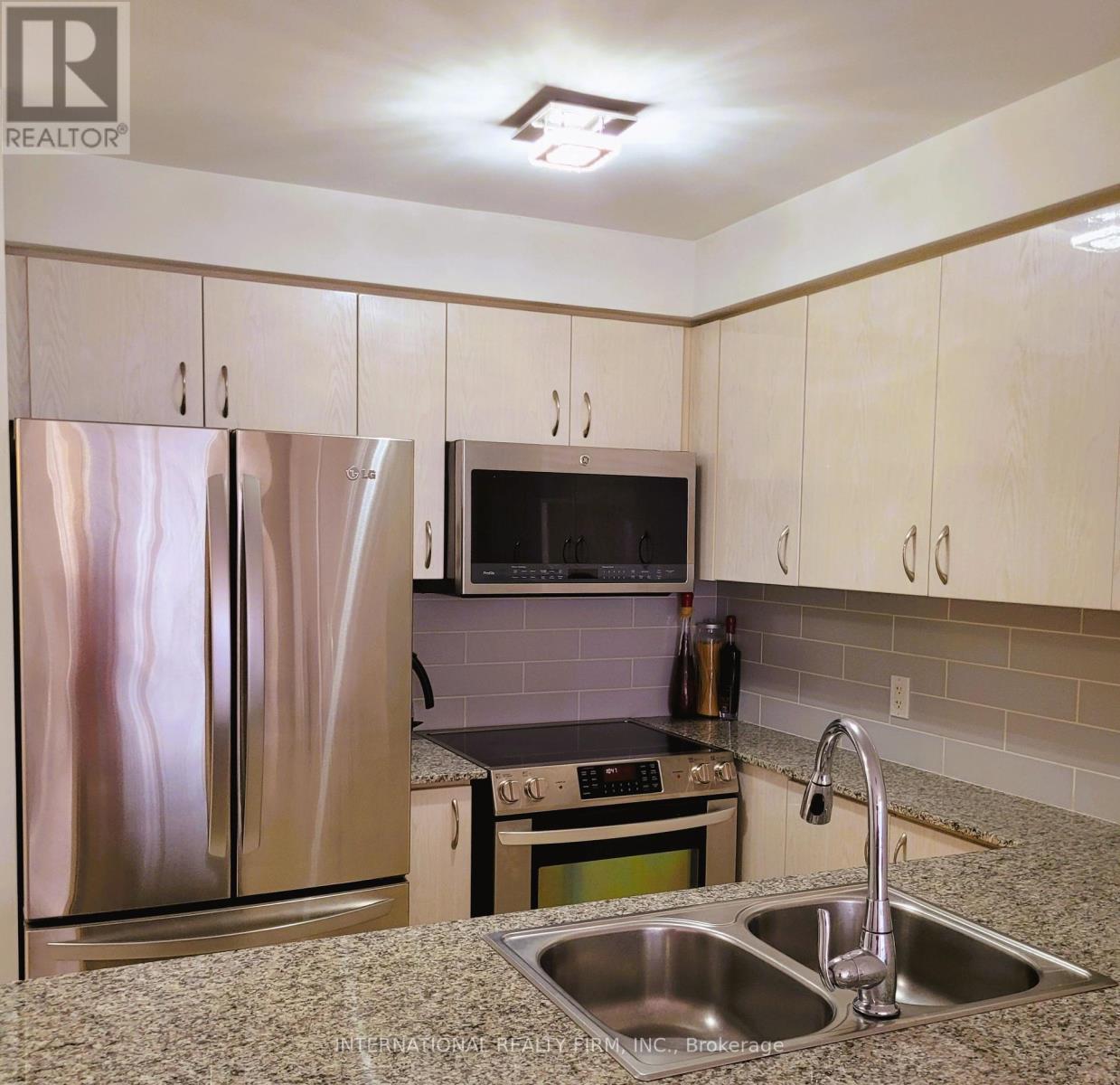 Photo 14 of 1910 5791 Yongee Street, Toronto ON