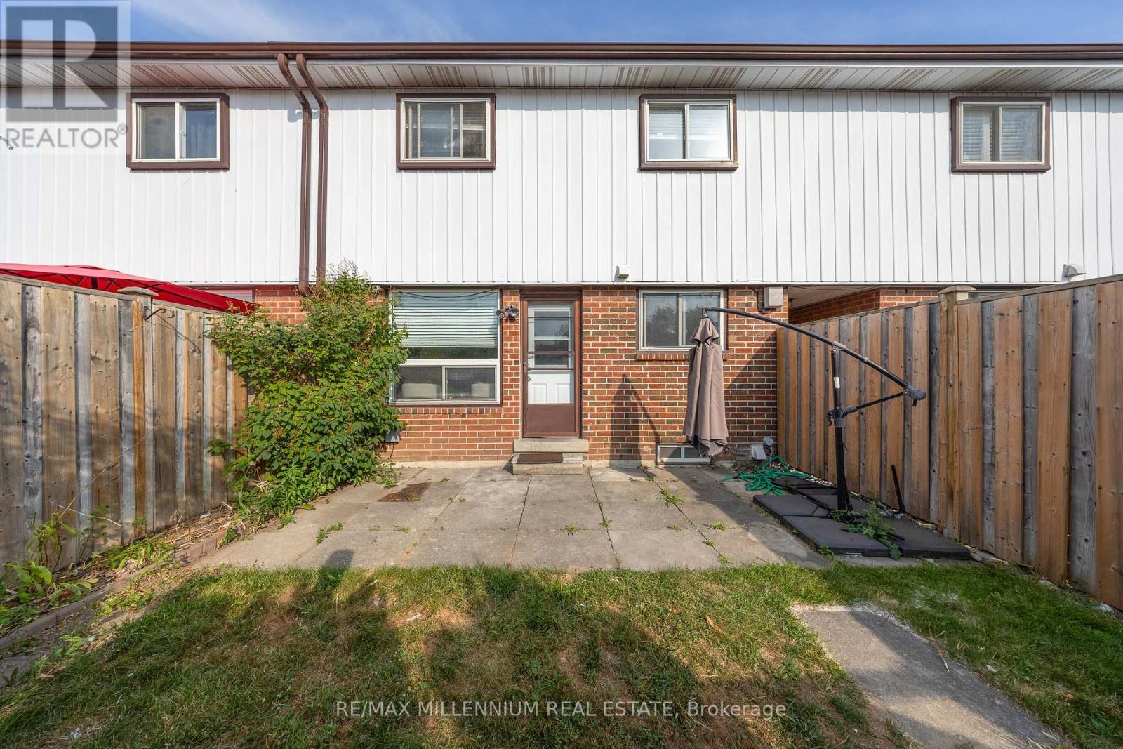 Photo 26 of 151 120 Nonquon Road, Oshawa ON