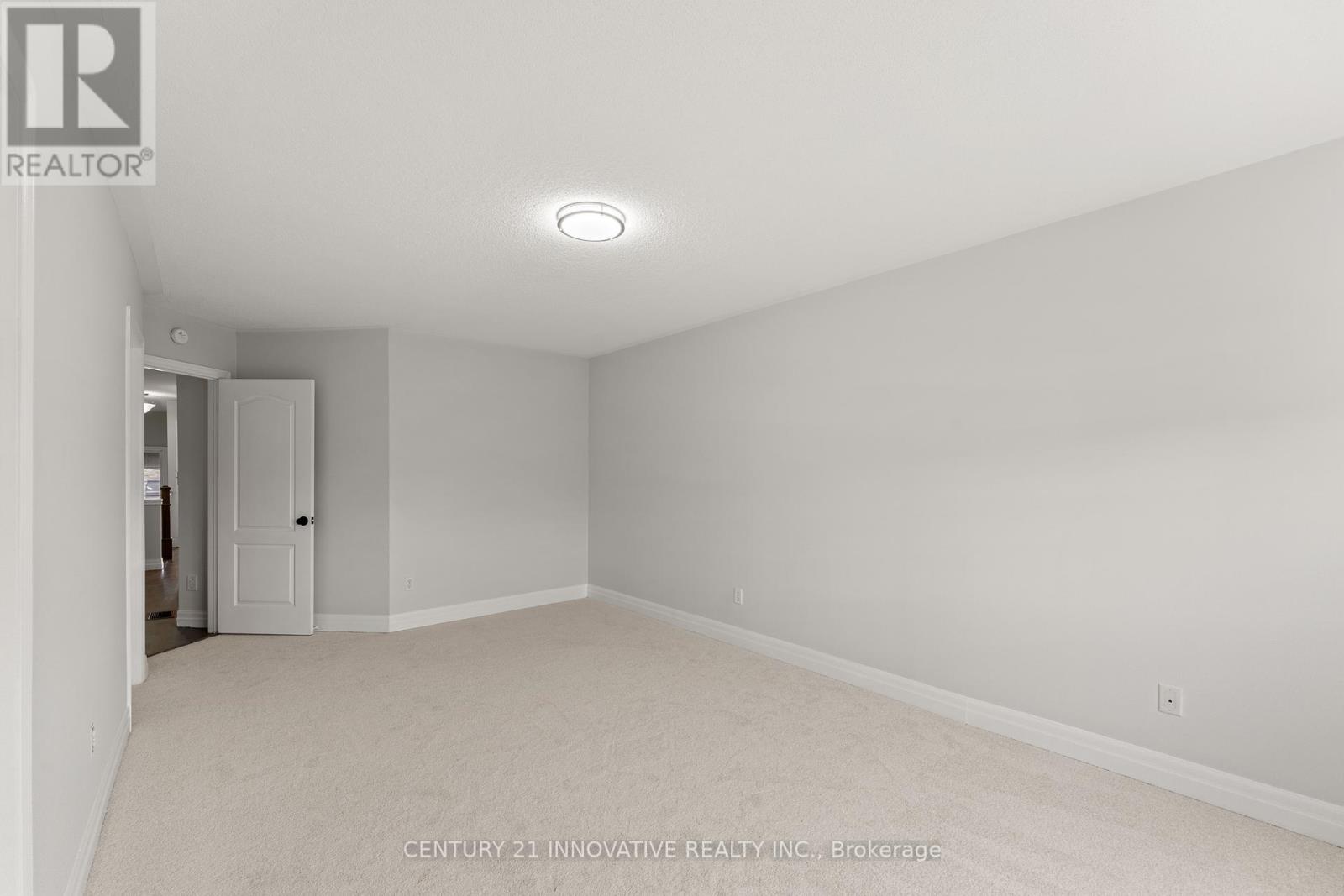 Photo 21 of 2442 Felhaber Crescent, Oakville ON