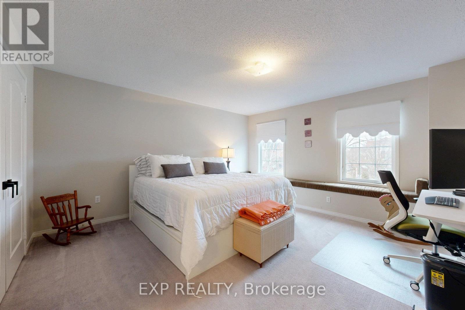 Photo 37 of 100 Dells Crescent, Brampton ON