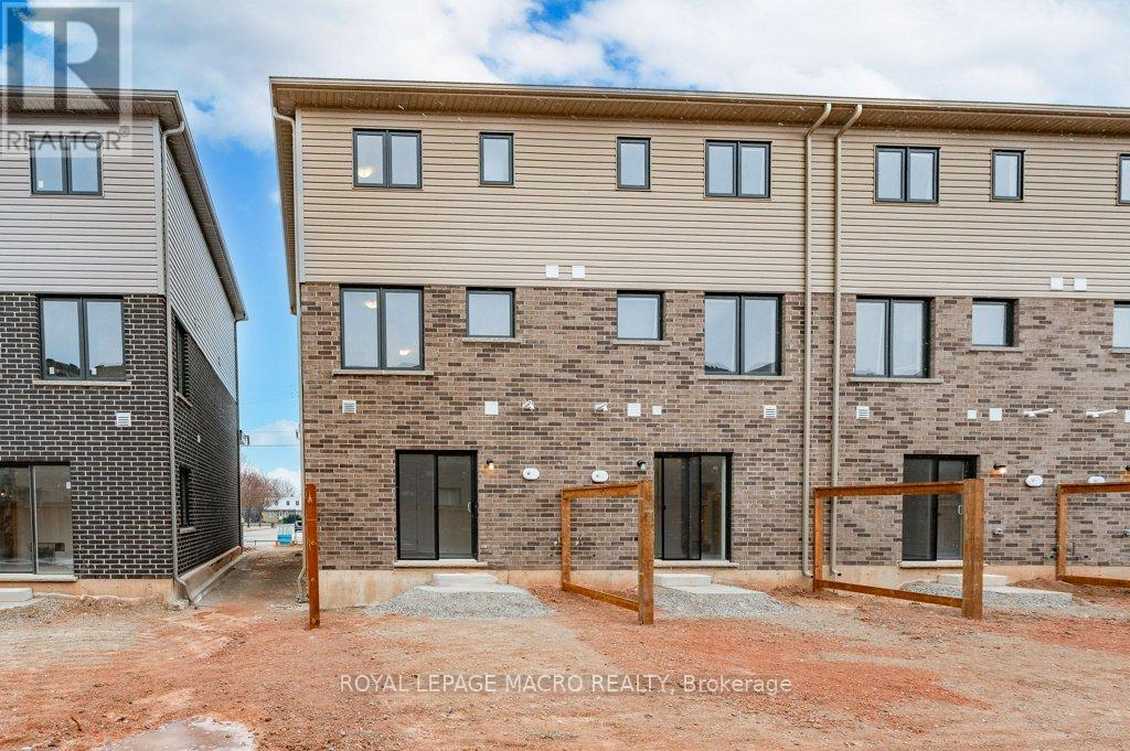Photo 32 of 15 B Bingham Road, Hamilton ON