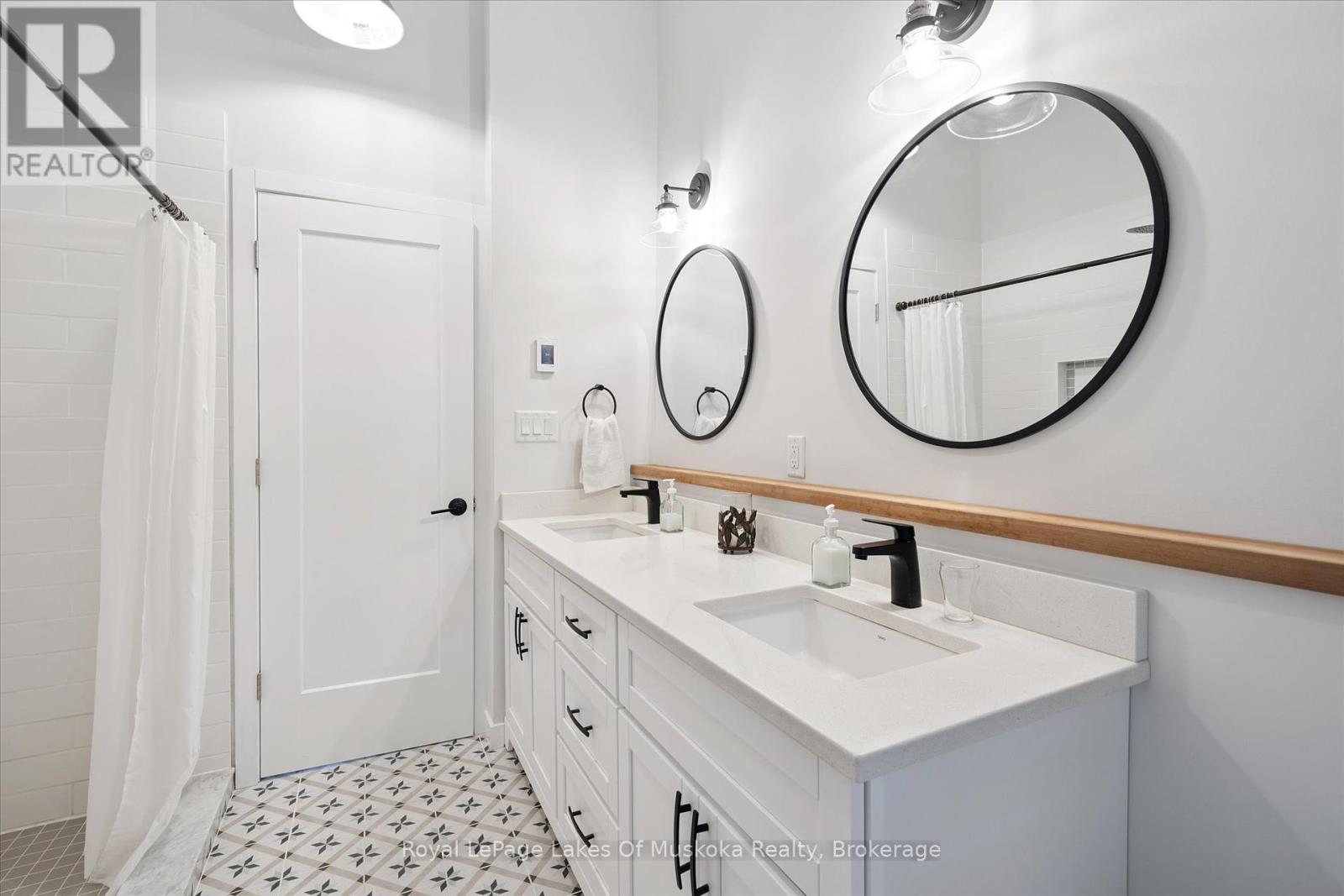 Photo 41 of 219 Rowanwood Lane, Huntsville ON