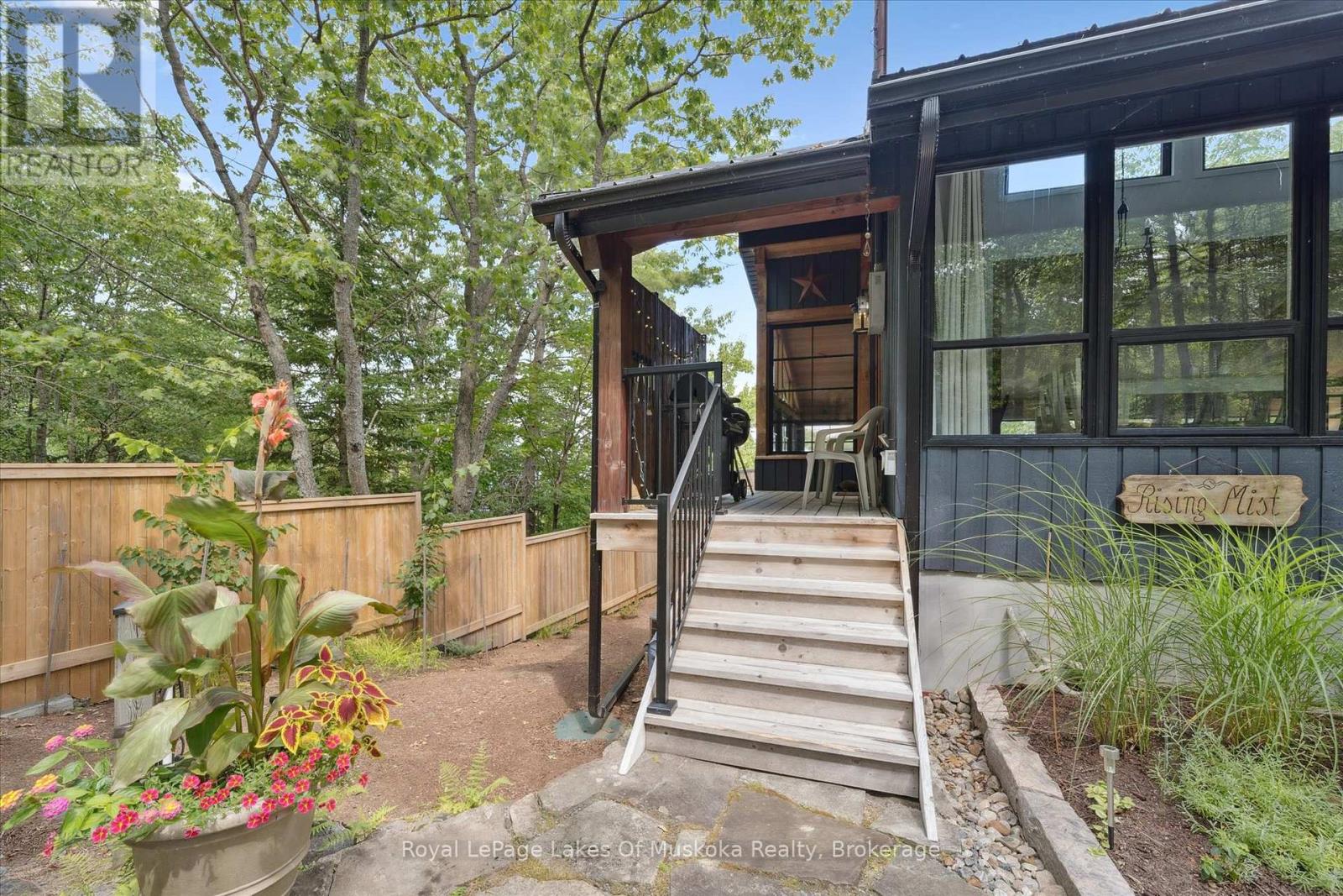 Photo 4 of 219 Rowanwood Lane, Huntsville ON