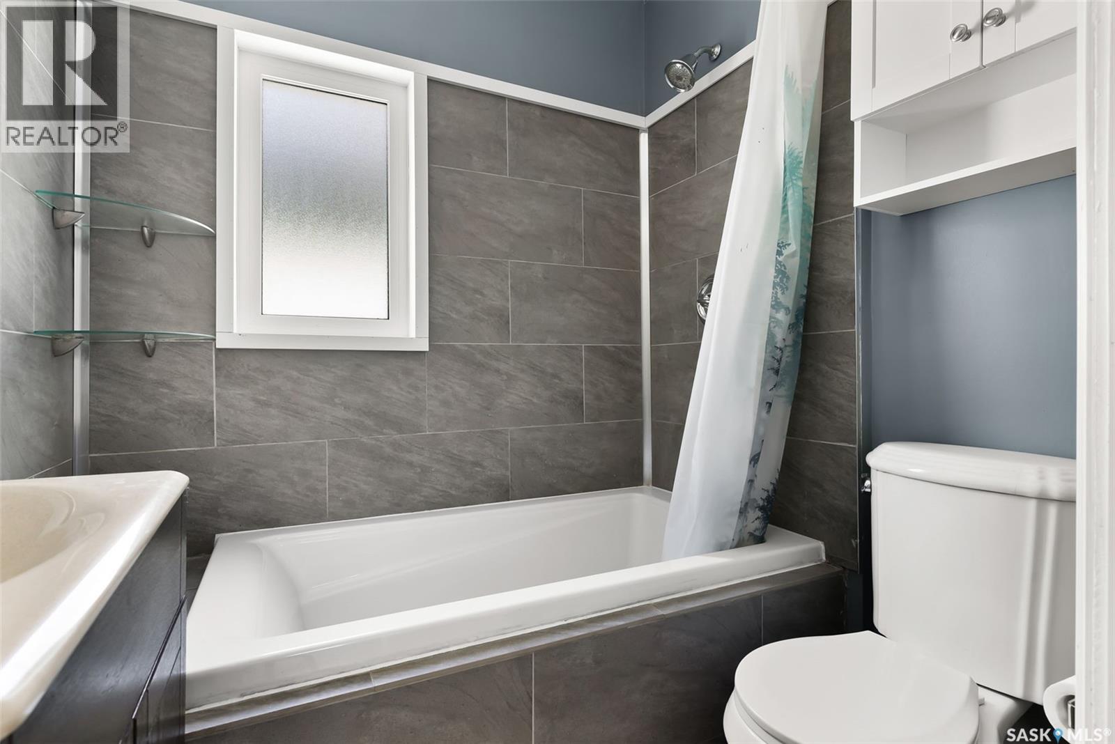 Photo 16 of 2451 Reynolds Street, Regina SK
