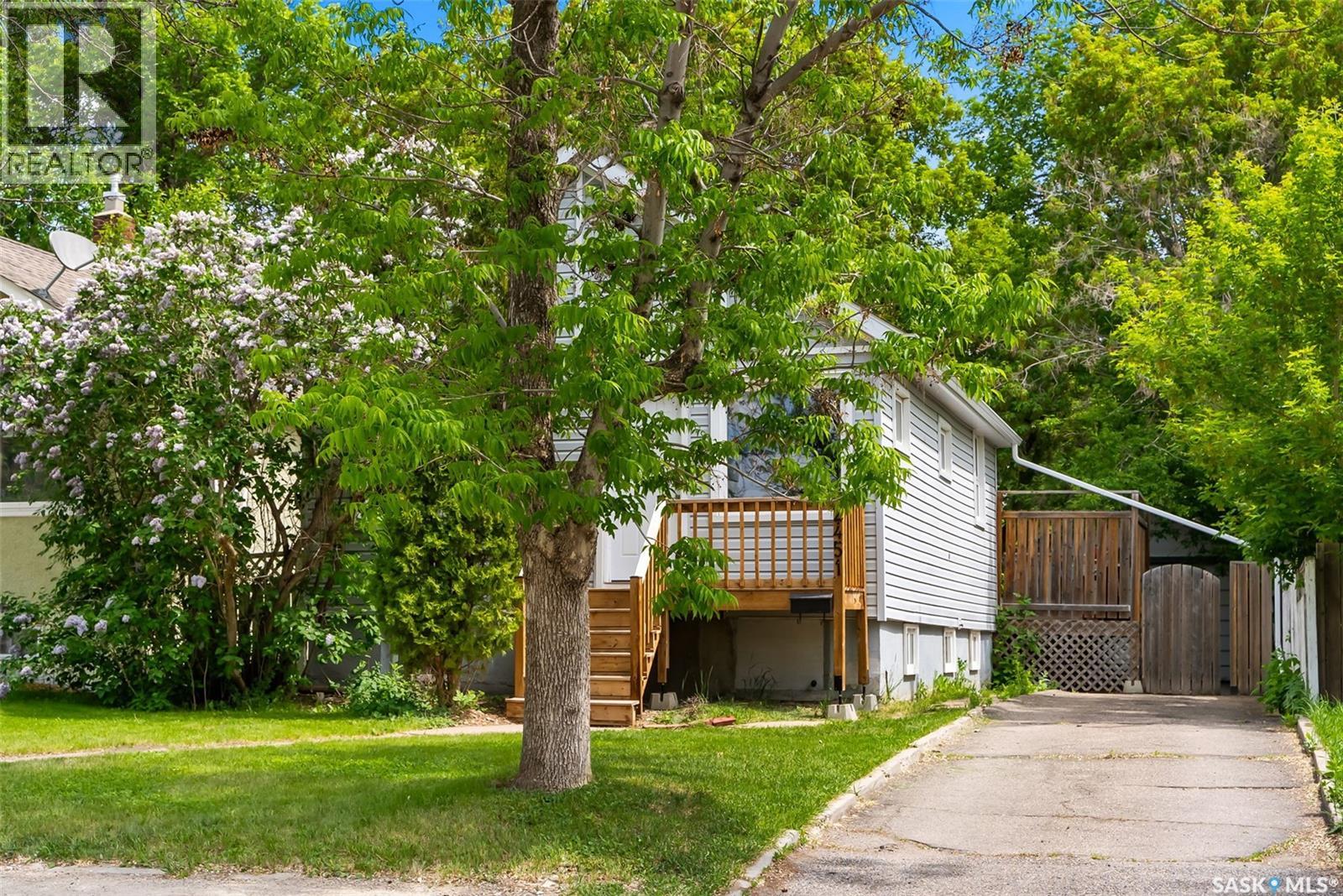 Photo 30 of 2451 Reynolds Street, Regina SK