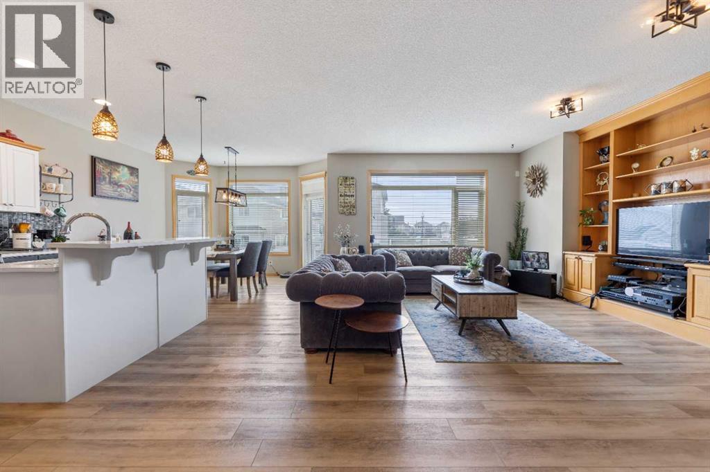 Single Family House for Sale in  Coral Reef Manor NE Coral Springs Calgary 