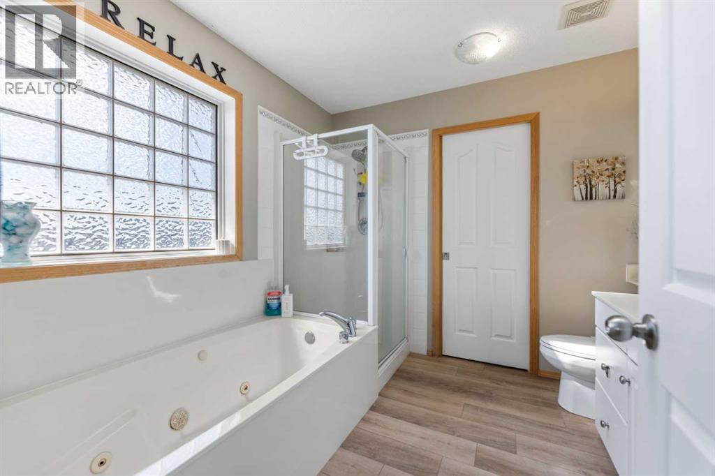 Single Family House for Sale in  Coral Reef Manor NE Coral Springs Calgary 
