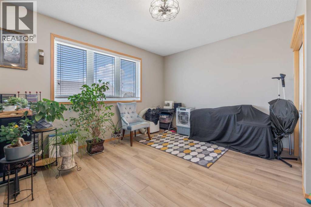 Single Family House for Sale in  Coral Reef Manor NE Coral Springs Calgary 