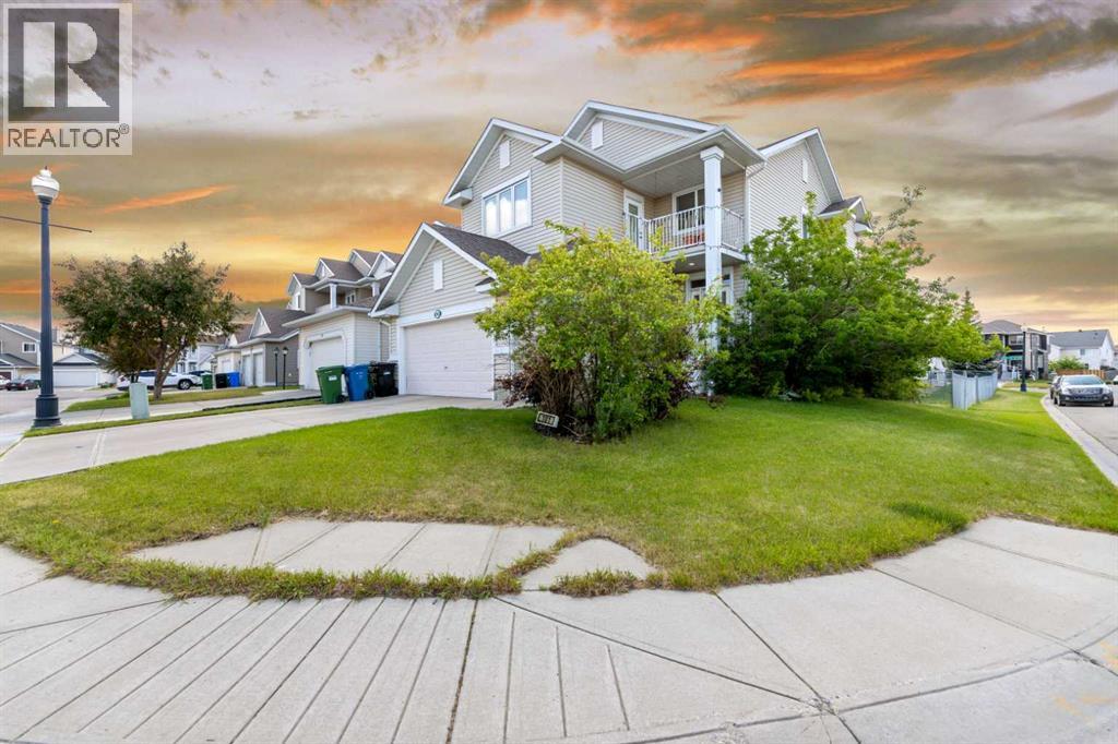 Single Family House for Sale in  Coral Reef Manor NE Coral Springs Calgary 
