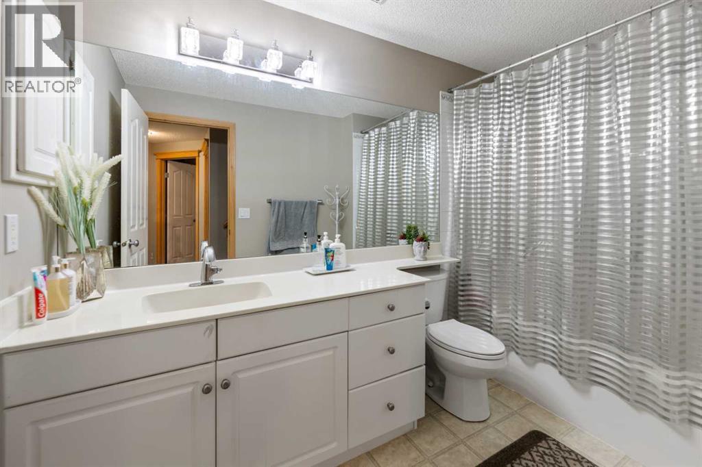 Single Family House for Sale in  Coral Reef Manor NE Coral Springs Calgary 