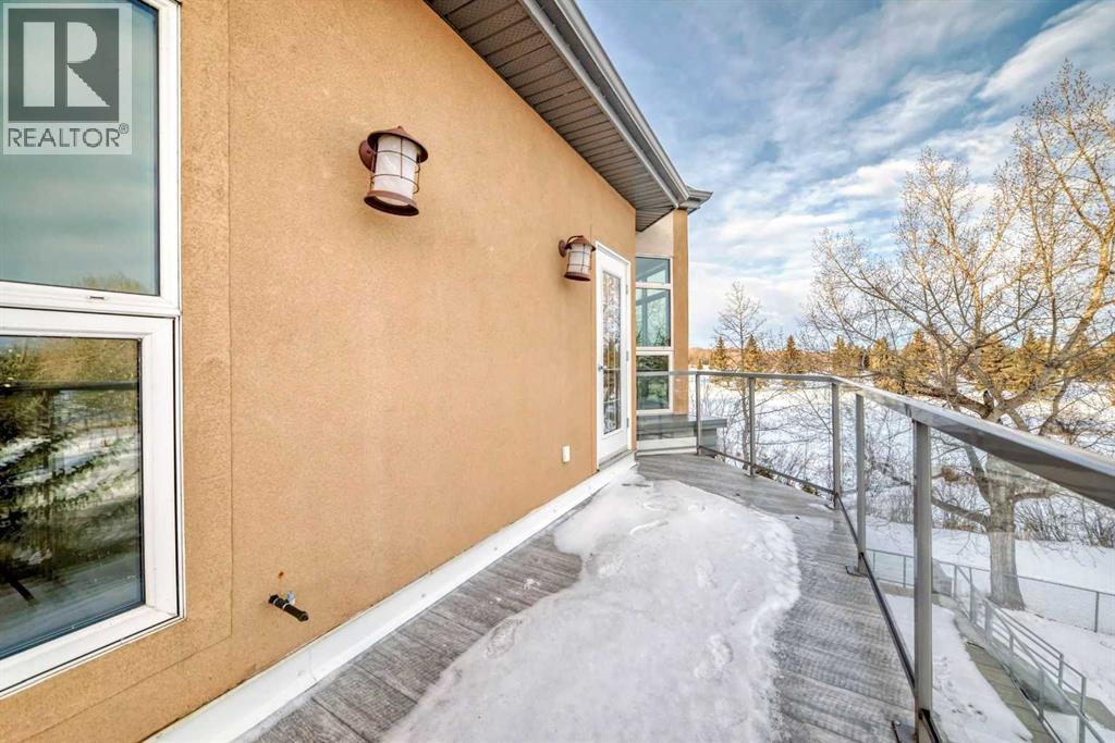 Photo 4 of 302 5040 53 Street, Sylvan Lake AB