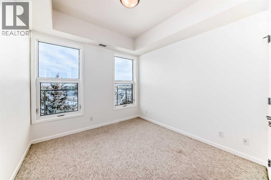 Photo 18 of 302 5040 53 Street, Sylvan Lake AB