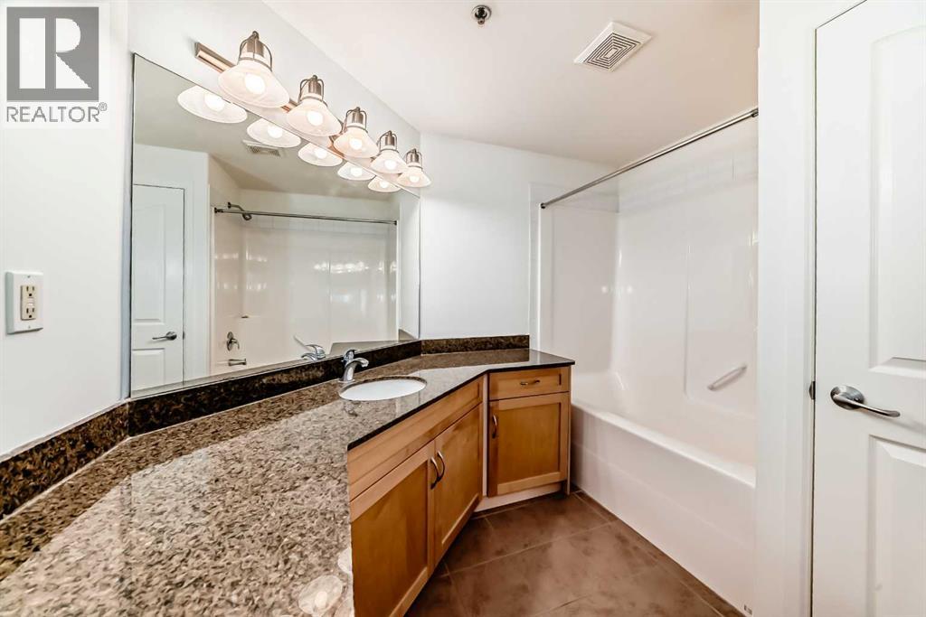 Photo 16 of 302 5040 53 Street, Sylvan Lake AB