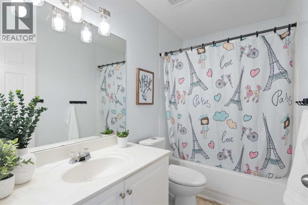Single Family House for Sale in  Bridlecreek Park SW Bridlewood Calgary 