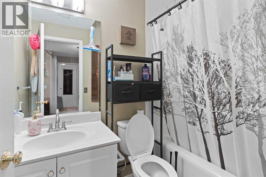 Single Family House for Sale in  Bridlecreek Park SW Bridlewood Calgary 