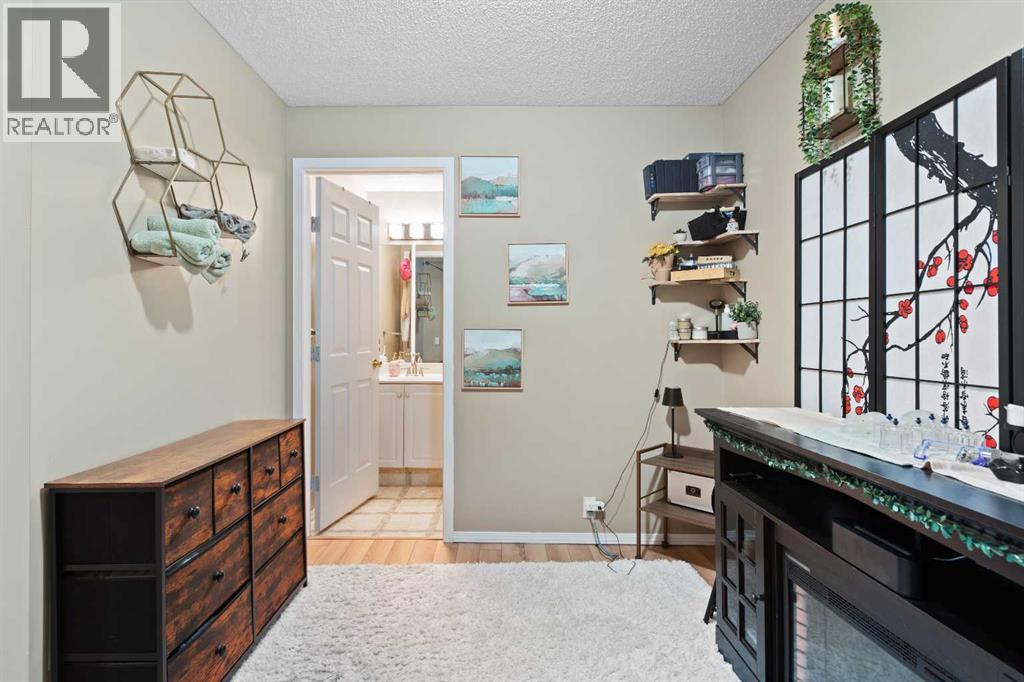 Single Family House for Sale in  Bridlecreek Park SW Bridlewood Calgary 
