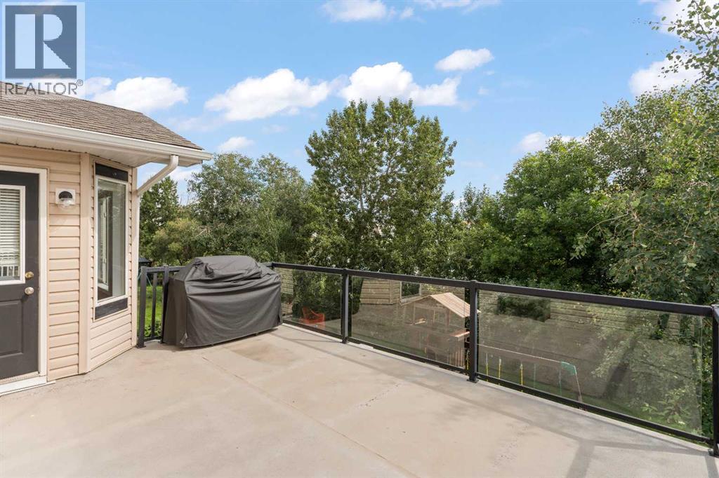Single Family House for Sale in  Bridlecreek Park SW Bridlewood Calgary 