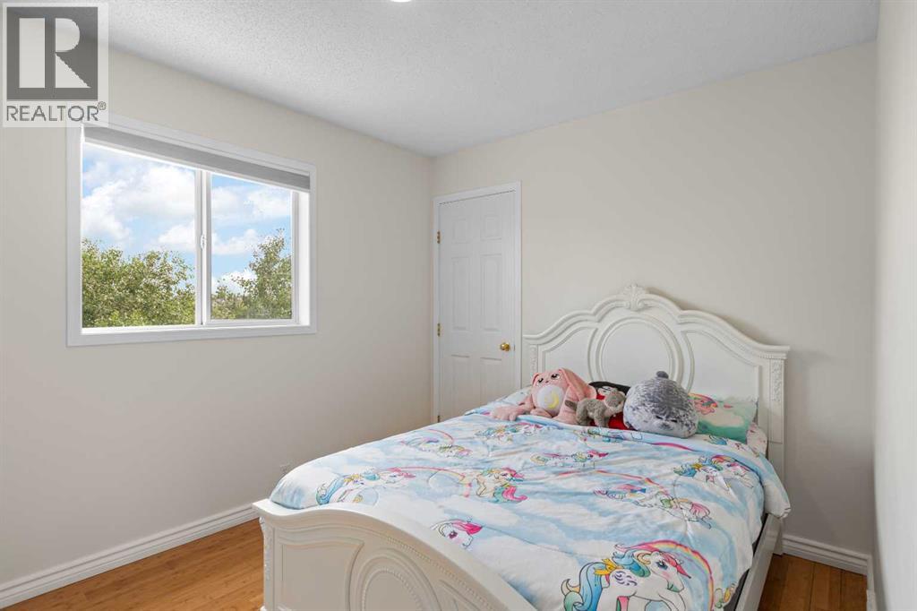 Single Family House for Sale in  Bridlecreek Park SW Bridlewood Calgary 