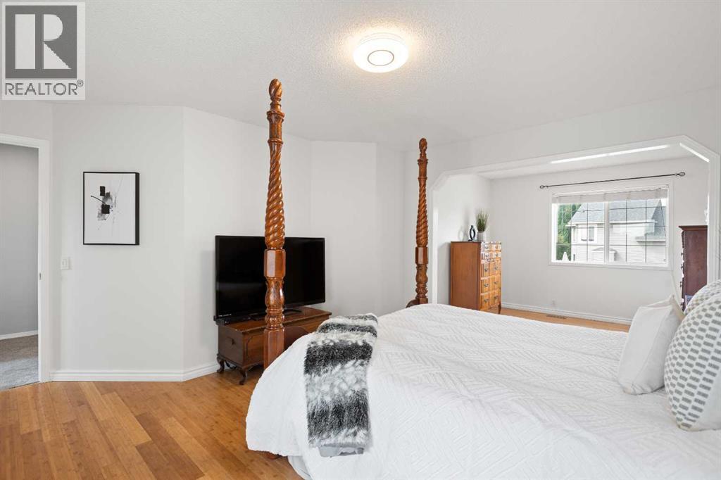 Single Family House for Sale in  Bridlecreek Park SW Bridlewood Calgary 