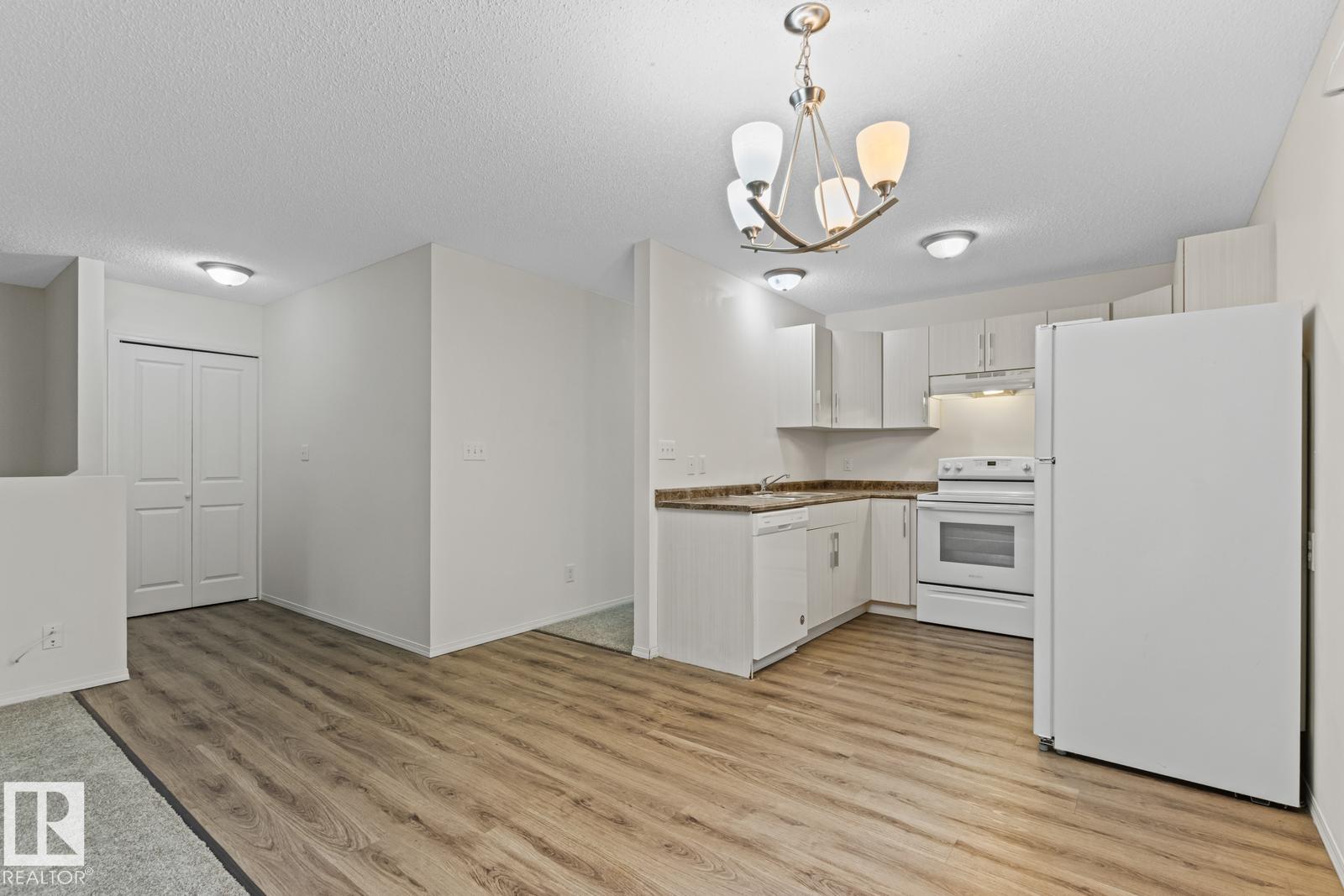 Photo 39 of 11406 85 St Nw, Edmonton AB