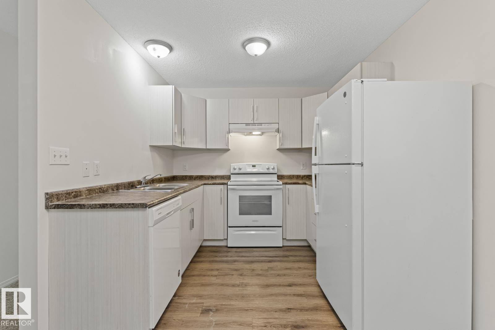 Photo 34 of 11406 85 St Nw, Edmonton AB