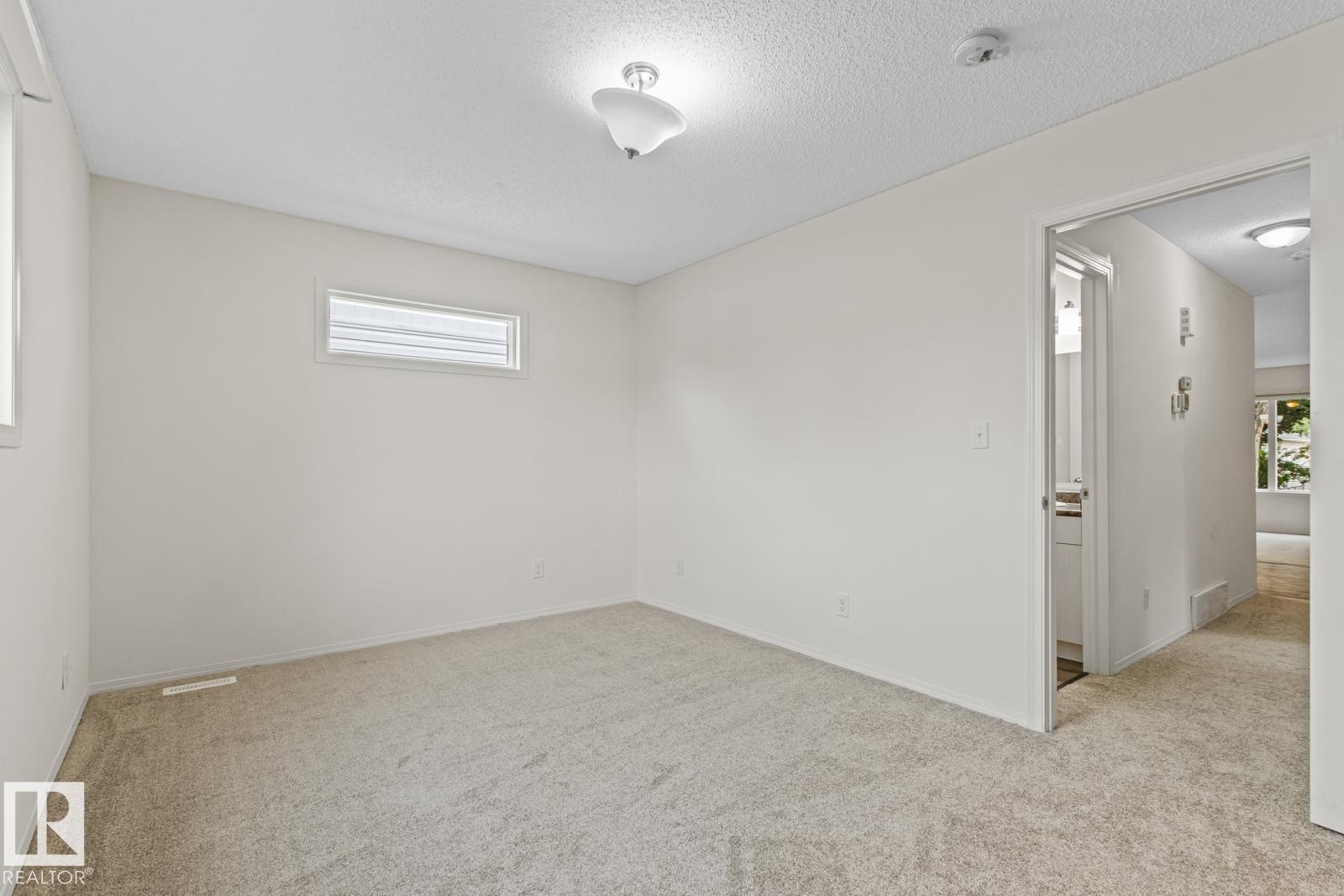 Photo 12 of 11406 85 St Nw, Edmonton AB