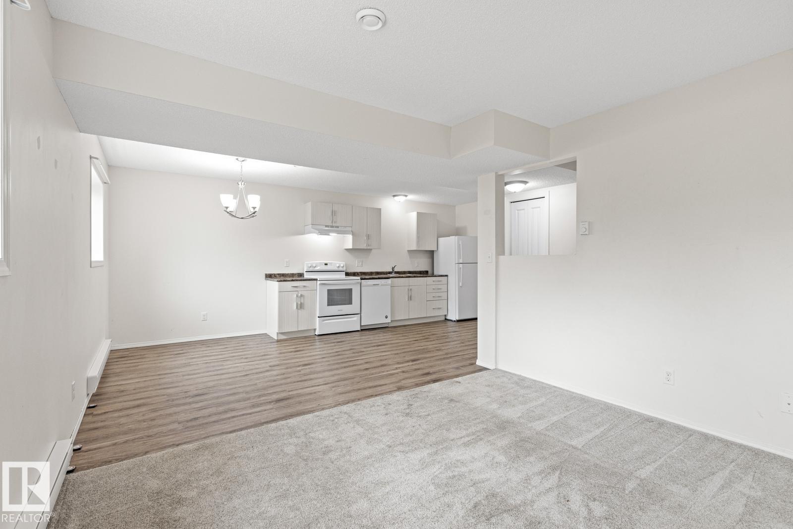 Photo 14 of 11406 85 St Nw, Edmonton AB