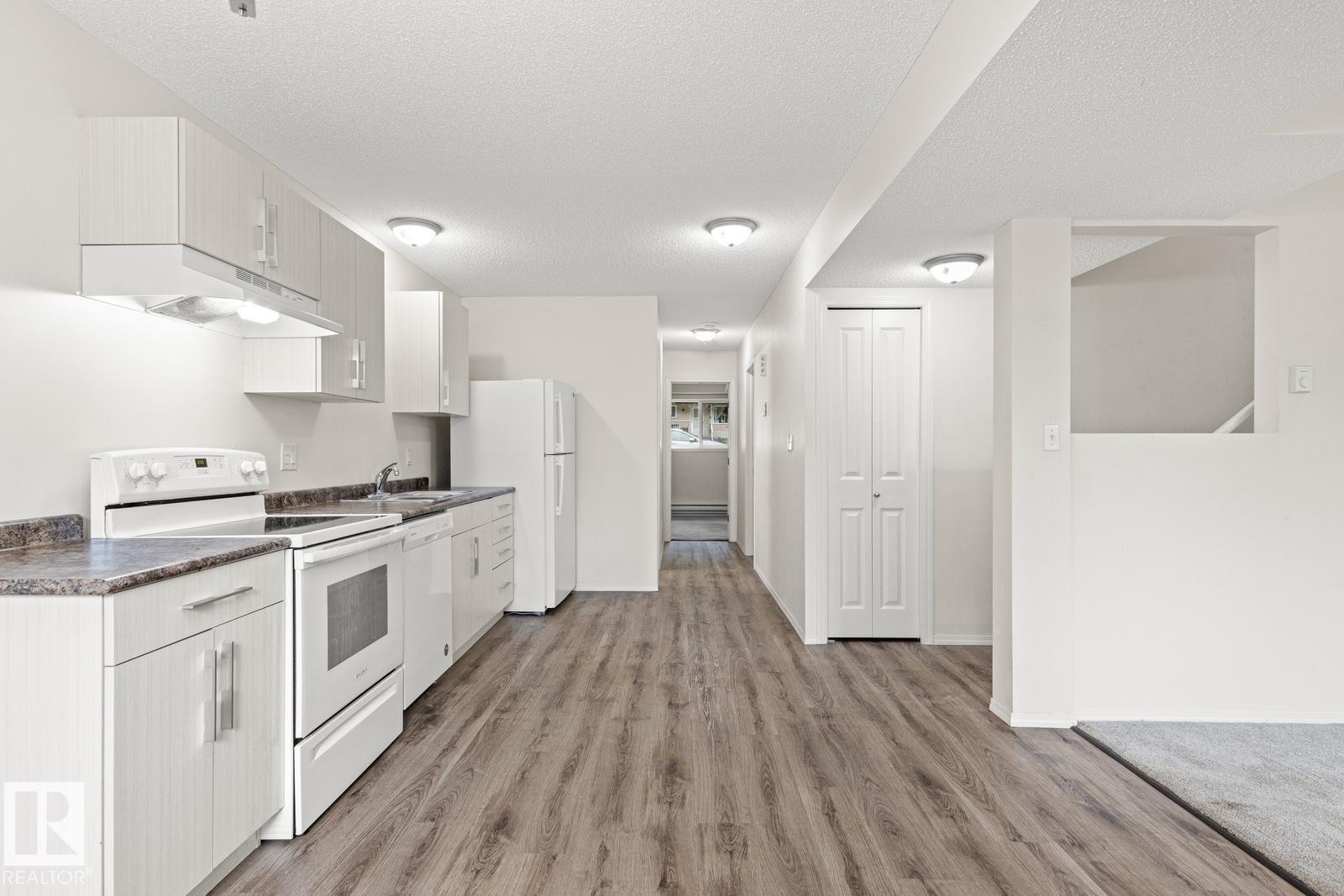 Photo 18 of 11406 85 St Nw, Edmonton AB