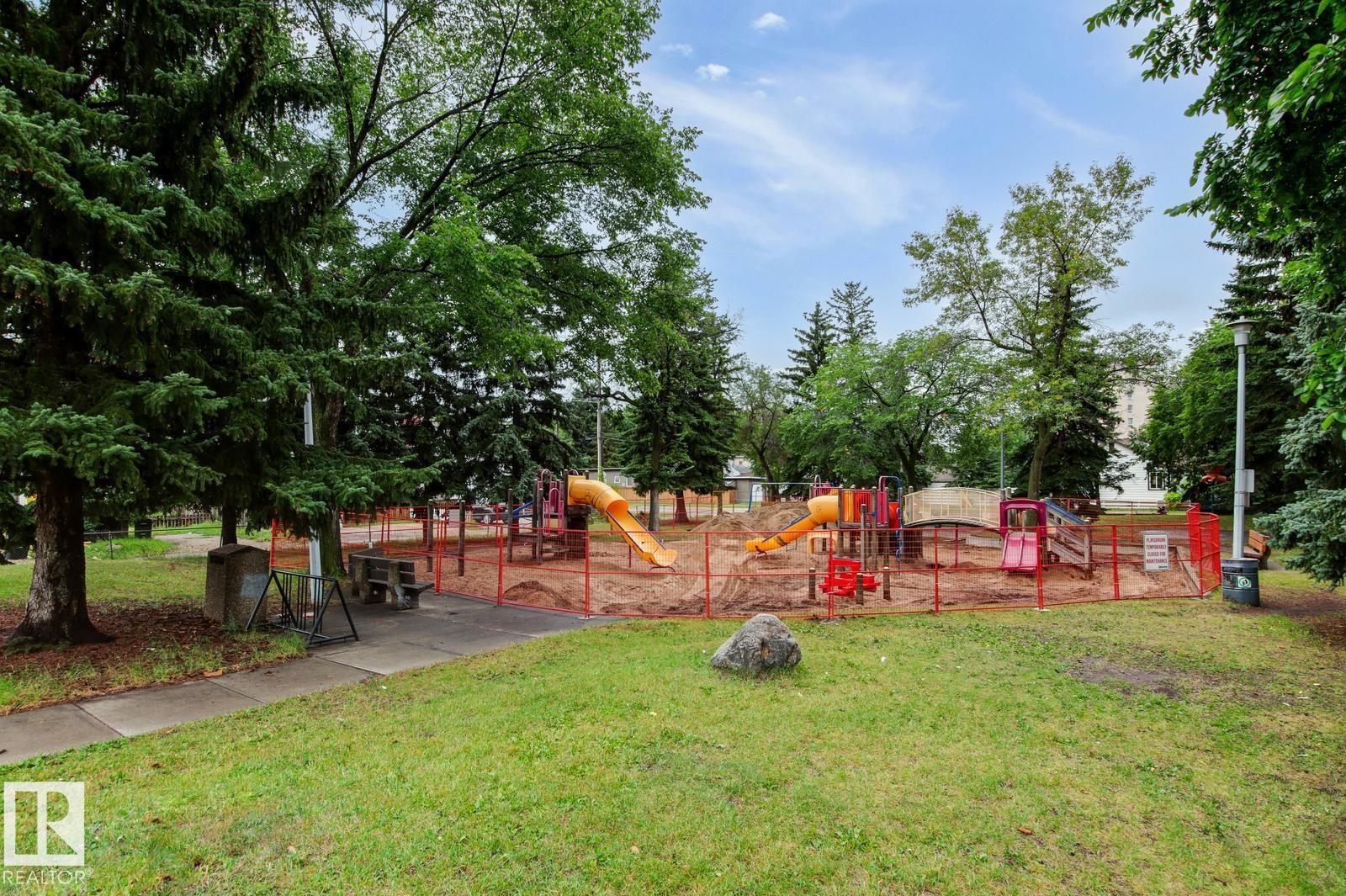 Photo 46 of 11406 85 St Nw, Edmonton AB