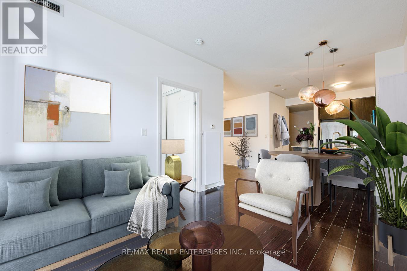 Photo 16 of 315 18 Yorkville Avenue, Toronto ON