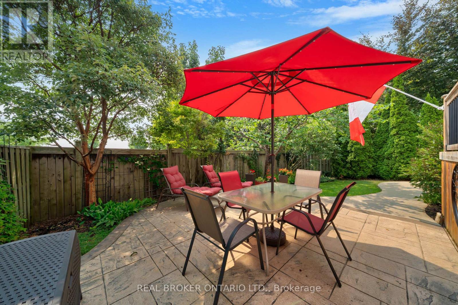Photo 36 of 5689 Roseville Court, Burlington ON