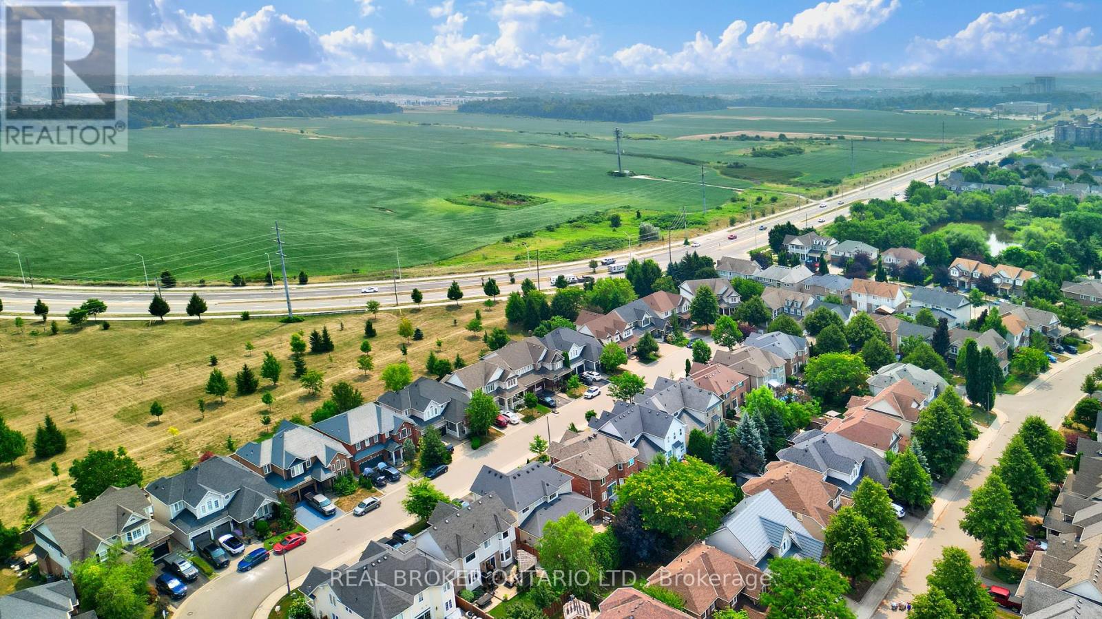 Photo 45 of 5689 Roseville Court, Burlington ON
