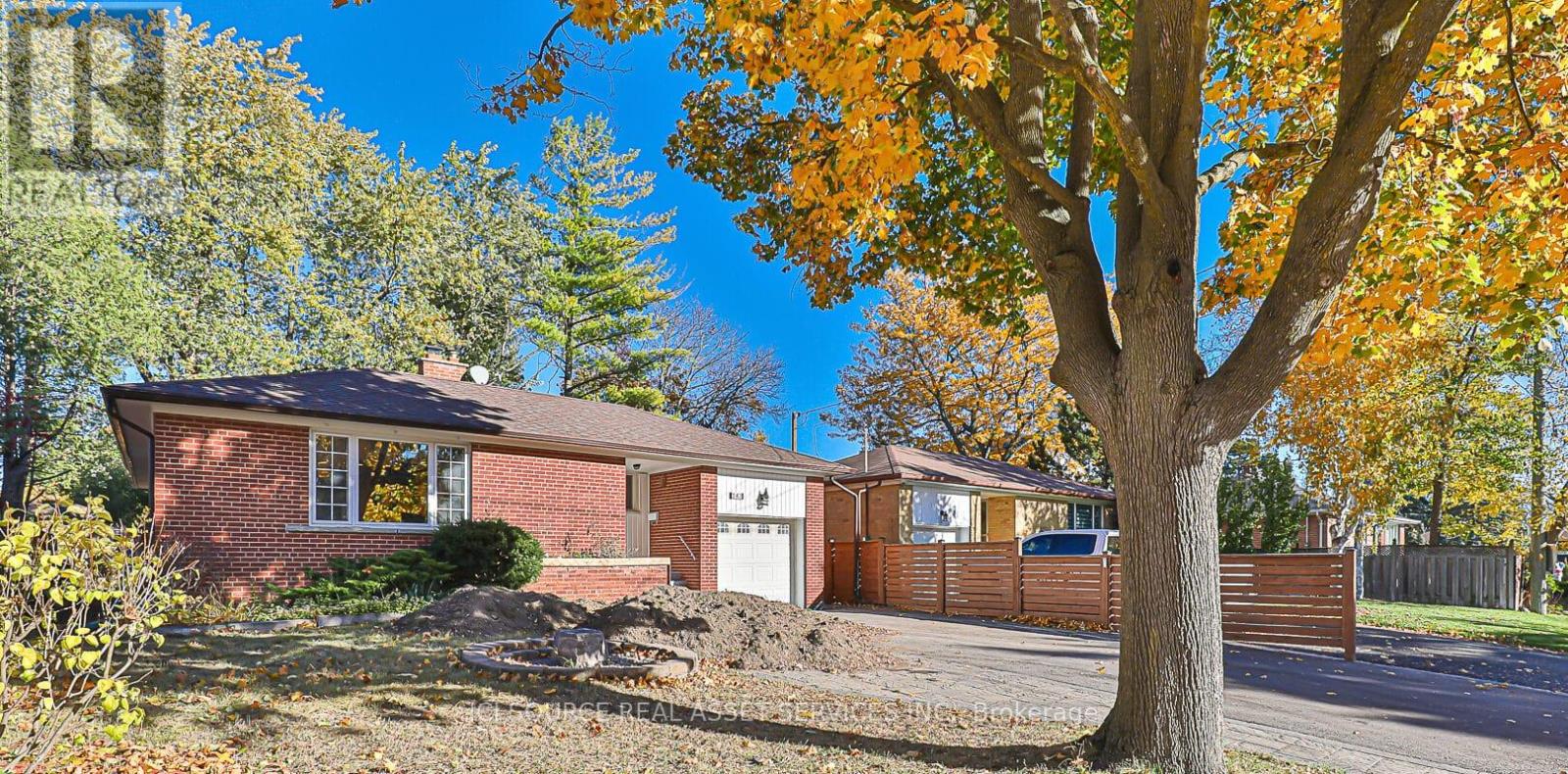 Photo 17 of Main Level 243 Montiel Road, Richmond Hill ON