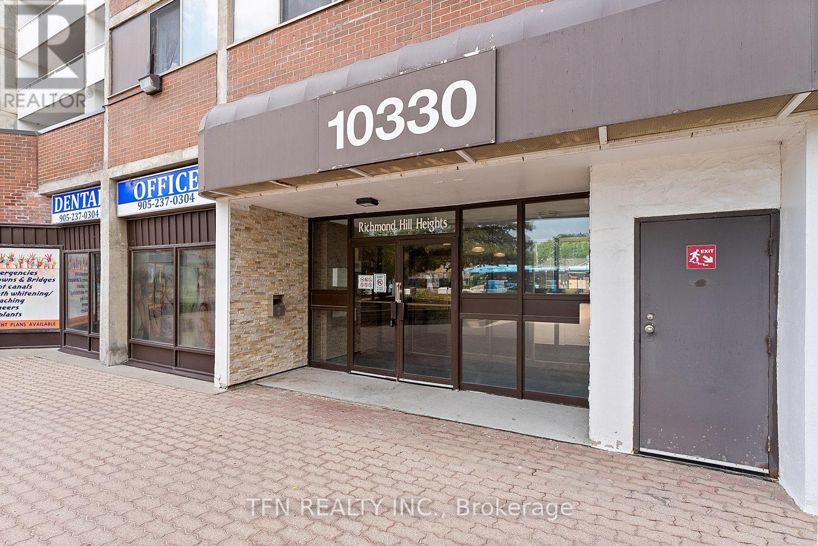 Photo 7 of 207 10330 Yonge Street W, Richmond Hill ON