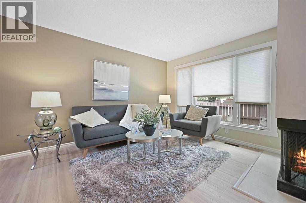 Single Family House for Sale in   Oakmoor Drive SW Palliser Calgary 