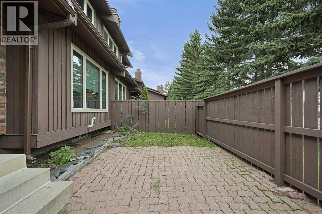 Single Family House for Sale in   Oakmoor Drive SW Palliser Calgary 