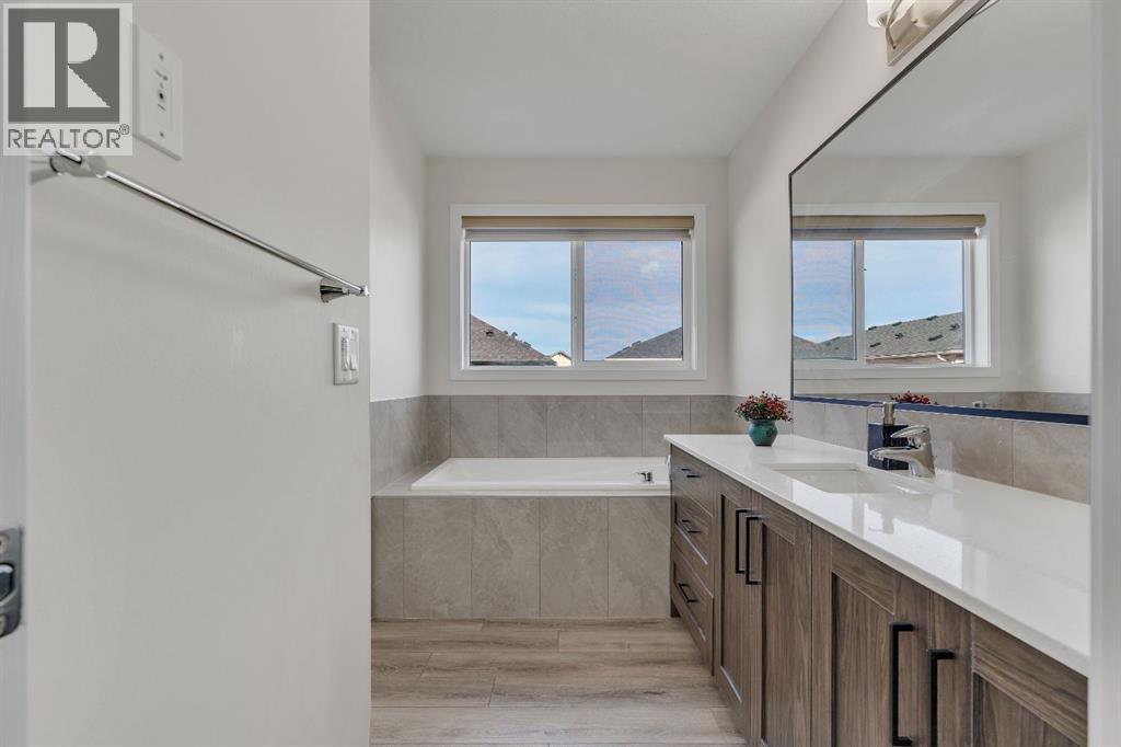 Single Family House for Sale in  Savanna Link NE Saddle Ridge Calgary 