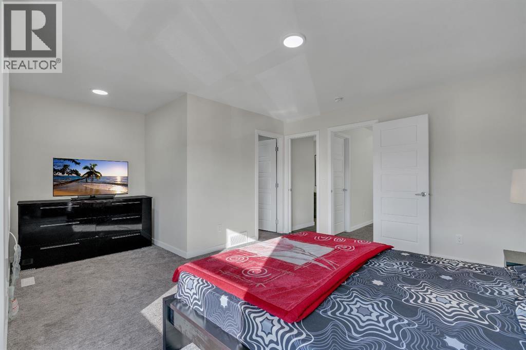 Single Family House for Sale in  Savanna Link NE Saddle Ridge Calgary 
